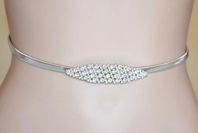 Cintura donna argento gioiello fibbia strass metallo elastica estensibile UW62 - Immagine 1 di 2