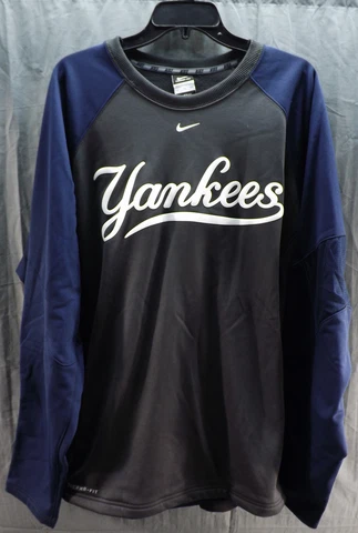 Nwot Nike Therma Fit New York NY Yankees Long Sleeve Sweatshirt Unisex Shirt XXL Cover