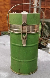 Thermos 1.5Ltr Or 2.5Pints Drinks & Food Flask (as found condition) - Picture 1 of 24