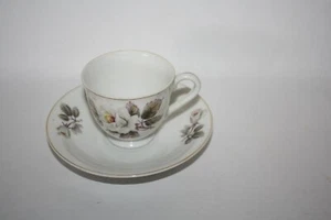 VTG Porcelain Tea Cup & Saucer Made In Japan White With Floral Pattern Gold Trim - Picture 1 of 5