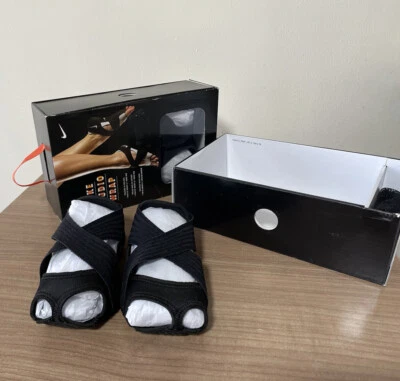 NIKE STUDIO WRAP 4 YOGA DANCE BAREFOOT TRAINING SHOES 811650-001, UK9.5, EU44.5 - Image 1 of 4