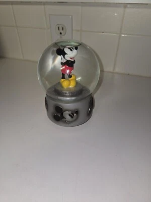Disney Enesco Mickey Mouse You're The Tops Musical Globo de Nieve Mickey Mouse 1995 Foto 1 de 4
