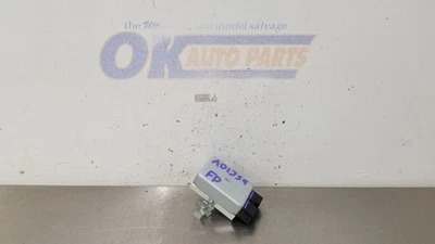 20 MÓDULO DE CONTROL BOMBA DE COMBUSTIBLE SUBARU WRX STI 22648AA081 Foto 1 de 4