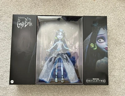 Monster High - Muñeca Emily Novia Cadáver de Tim Burton EN MANO Foto 1 de 4