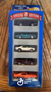 Hot Wheels 1997 Designer Collection General Mills Die Cast,1:64,(B222) - Picture 1 of 3