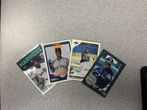Ken Griffey Jr Hall of Famer 4 Card Lot MLB Seattle Mariners- - Picture 1 of 1