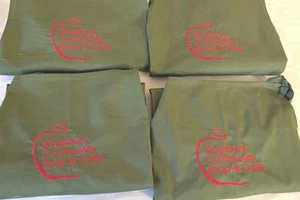 Personalised Bulk Apron Embroidered choice of colours - Picture 1 of 7