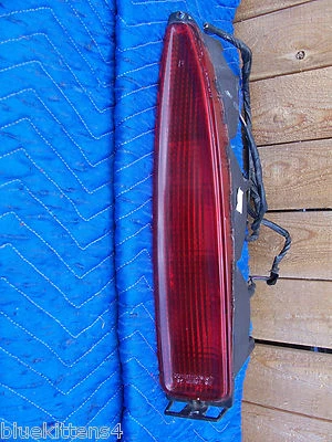 Luz trasera derecha Fleetwood Brougham 1994 1995 1996 fabricante original usada Cadillac  Foto 1 de 4