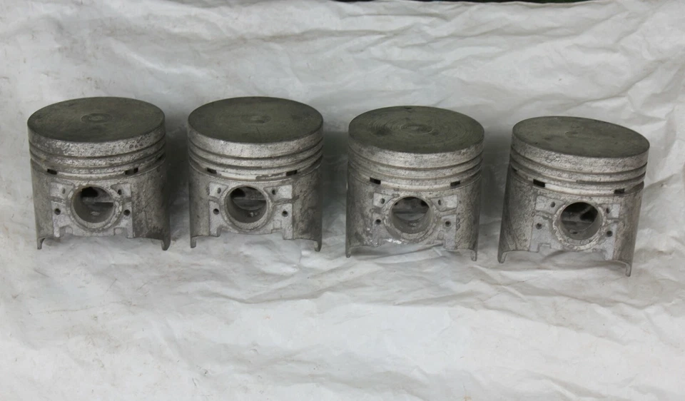 GENUINE ORIGINAL LADA VAZ ENGINE PISTON 76,2 SET 4PCS USSR NOS 2101 1004015 NEW  - Image 1 of 4