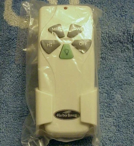 Genuine HARBOR BREEZE Fan Remote Control w/Light Control, Wall Holder * NEW * - Picture 1 of 1