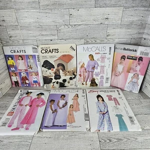 Patrones de costura de trajes artesanales y niñas de McCall's - Imagen 1 de 5