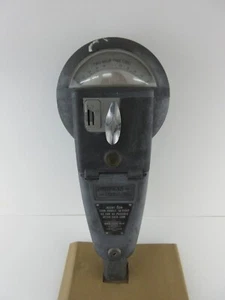 DUNCAN MILLER PARKING METER 1/5/10 CENT 2 HOUR LIMIT NO KEY - Picture 1 of 24