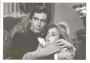 James Bond Archives 2016 Spectre #55 "Living Daylights" Gold Chase Card #022/125 - Bild 1 von 1