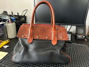 Dooney und Bourke Ledertasche - Bild 1 von 17