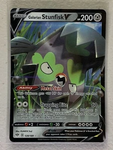 Galarian Stunfisk V 128/189 Darkness Ablaze Holo Ultra Rare Unit #2 - Foto 1 di 2