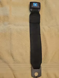 1972 CHEVROLET GM BLACK SEAT BELT CLAM SHELL STYLE BUCKLE 9618416 - Picture 1 of 7