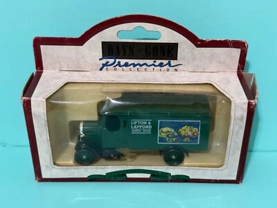 LLEDO DAYS GONE MORRIS LIGHT TRUCK AMBROSIA DEVON CREAM 43012 DIE-CAST MODEL - Image 1 of 4