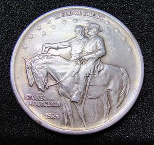 1925 Stone Mountain Silver Commemorative Half Dollar - Light Toning - AU Cond - Picture 1 of 22