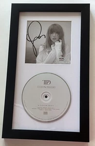 Taylor Swift signed Tortured Poets TTPD gerahmt CD PSA/DNA COA Autogramm Album - Bild 1 von 2
