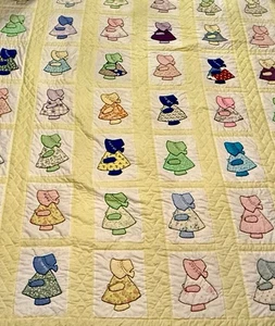 Vintage Sunbonnet Sue Hand Sewn Embroidered Cotton Quilt 85x97 Handmade Quilted - Picture 1 of 6