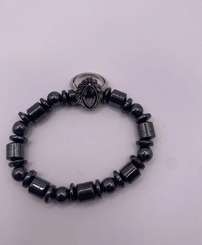 Anillo Avon Ajustable Hematita Tono Plata Firmado con Brazalete Elástico Hematita Foto 1 de 2