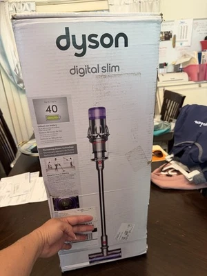 Dyson Digital Slim Cordless Vacuum Newest Model SV57 $499 MSRP * FREE SHIPPING!! - Image 1 of 2
