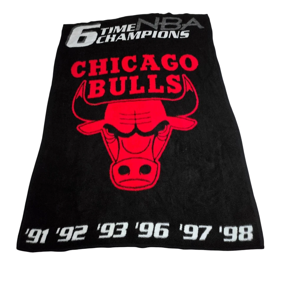 Chicago Bulls Stadium Fleece Throw Blanket NBA 6 Time Champion 55x76 Basketball - Image 1 of 4