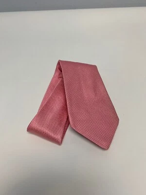 Corbata Thomas Rosa | Corbata de Seda Rosa Hecha en Inglaterra Usada en Excelente Condición Foto 1 de 4