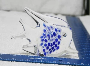 Art Glass Angel Fish Paperweight Figurine Blue & White Ocean Beach SMALL CHIP - Picture 1 of 11