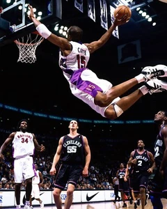 Vince Carter Windmill Dunk Toronto Raptors 8x10 NBA Vintage Basketball Photo - Picture 1 of 1
