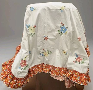 Vintage Handmade Embroidered Table Cloth 78.5x56 Inches Floral Perfect Condition - Picture 1 of 5