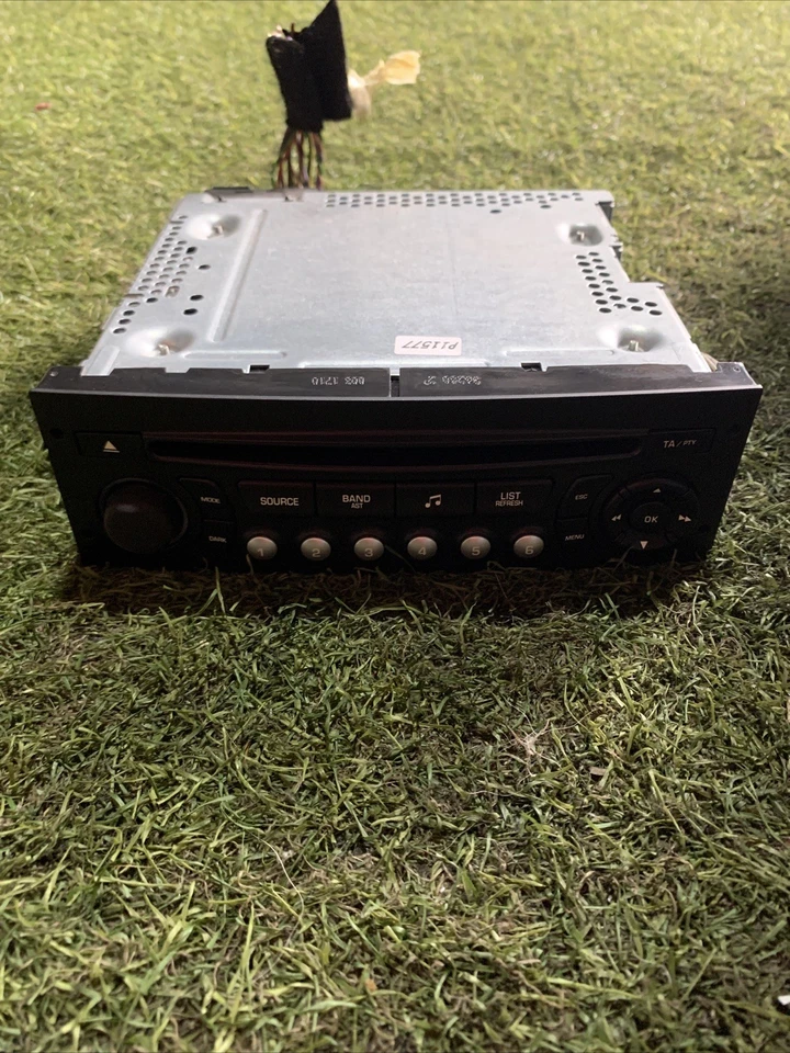 AUTORADIO CITROEN C3 Serie 96775574XT00 (09 15) - Immagine 1 di 4