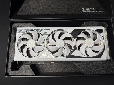 ASUS ROG Strix NVIDIA GeForce RTX 4080 WITH WHITE STRIX COOLER READ!! - Image 1 of 4