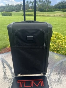 "Maleta de viaje mediana TUMI Alpha 25"" estuche de embalaje buen estado $1095 bolsa rara descontinuada" - Imagen 1 de 17