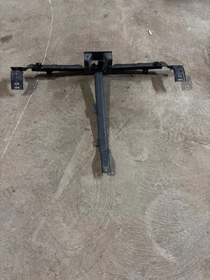 09-17 infiniti Fx35 upper radiator support tie bar, metal front support - Image 1 of 4