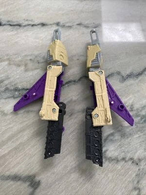 Transformers Generations BLITZWING - 30th Anniversary Voyager - Part Only - Image 1 of 2