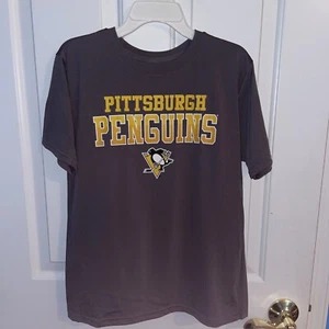 Pittsburgh Penguins Hockey Youth XL 18/20 Gray Short Sleeve Shirt Gently Used - Picture 1 of 2