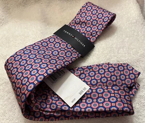 $25 Tommy Hilfiger Mens Pink Tie Geometric 100% SILK WAS $69.50 NEW w/ TAG - Picture 1 of 5