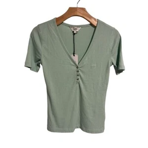 Lee Henley T-Shirt Womens Size Medium Slim Fit Ribbed Green V Neck Short Sleeve - Picture 1 of 10