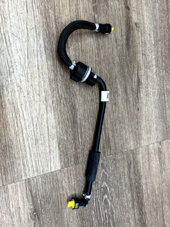 VOLKSWAGEN HOSE ASSY OEM PART# 3Q0133366K - Image 1 of 4