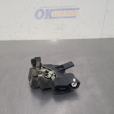 Toyota Sequoia SR5 2004 pestillo puerta levadiza trasera Foto 1 de 4