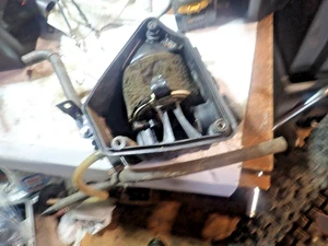 1979 Honda XR250   Airbox Air Filter Housing - Bild 1 von 8