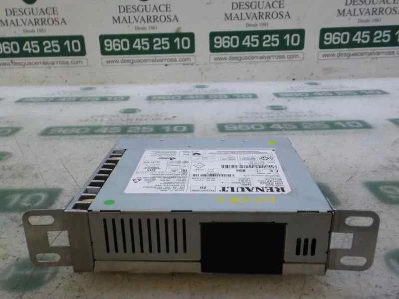 281155430R IMPIANTO AUDIO / RADIO CD / 281155252R / 16888715 PER RENAULT MEGANE - Immagine 1 di 4