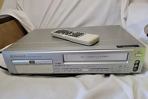 Combo reproductor DVD VCR Emerson EWD2202 reproductor VHS HiFi 4 cabezales con control remoto todo funciona - Imagen 1 de 3