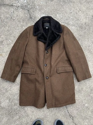 Abrigo Towncraft Penneys Rockabilly MCM Para Hombres Hippy Mod Ron Burgandy M De Colección Años 50 60 Foto 1 de 4