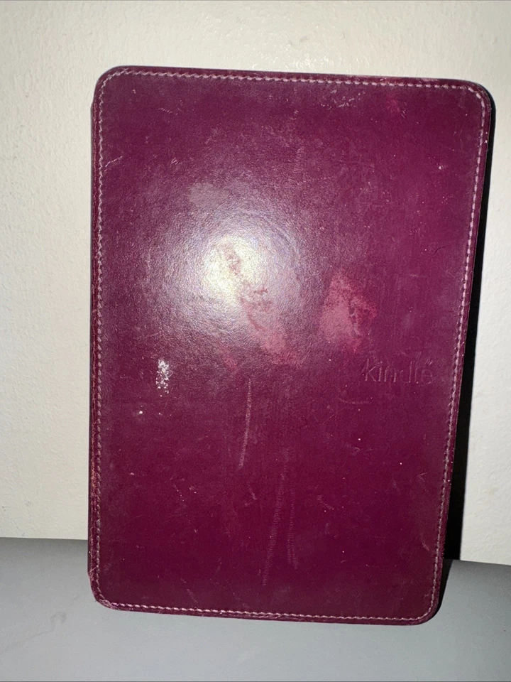Official Amazon Burgundy Leather Case Cover for Kindle eReader - Image 1 of 4