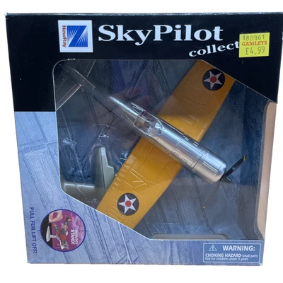 Sky Pilot WW2 Corsair Fighter Plane New Ray 20203 1:48 Scale Hong Kong Boxed - Image 1 of 4