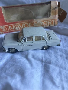 Auto Sowjetisch Russische Autos Metall DIECAST SCALE MODEL 1:43 Box - Bild 1 von 14