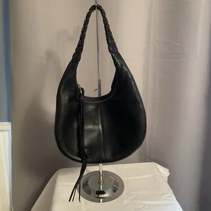 Juliet Michelle schwarz Leder Halbmond Schultertasche Handtasche mit Quaste - Bild 1 von 12