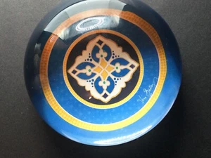 Vera Bradley Paperweight 3.5” Blue Domed Glass Riviera Design Decoration - Picture 1 of 4